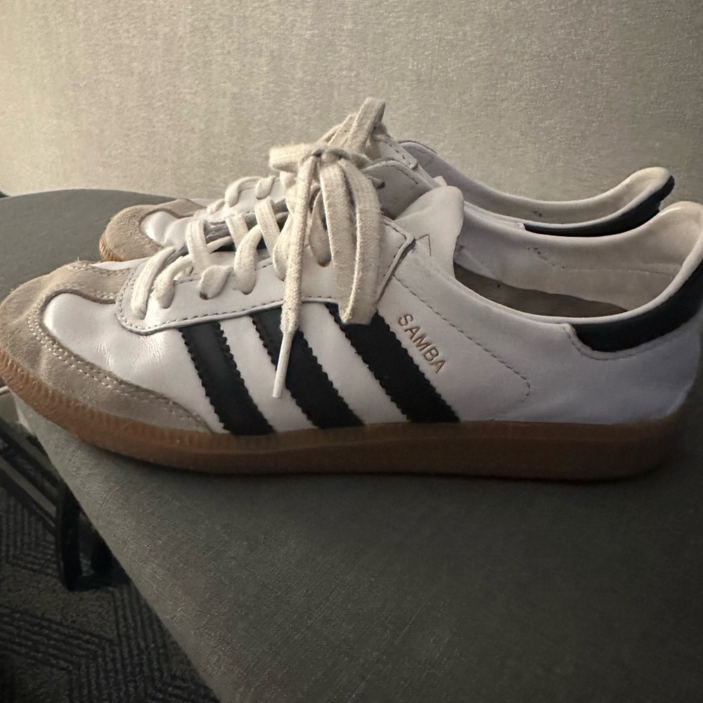 Adidas Sambas Women 7.5. White leather, nude gum sole.